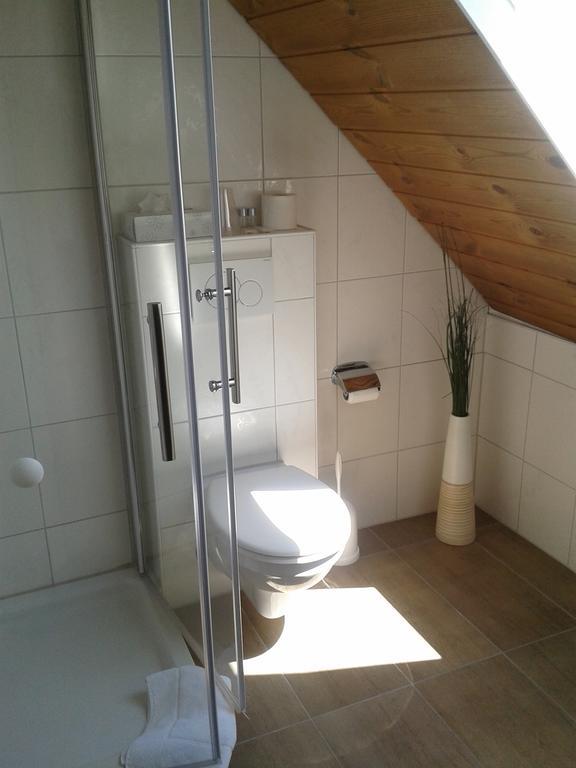 Hotel-Restaurant Zur Kanne Schifferstadt Exteriör bild